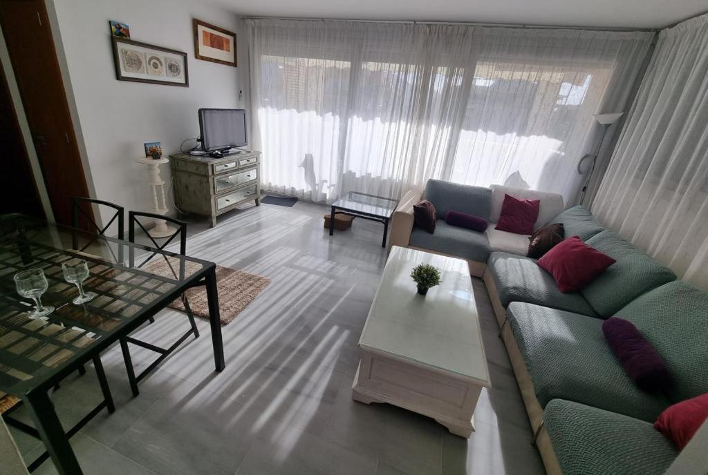 Apartamentos Elegance Дения Экстерьер фото